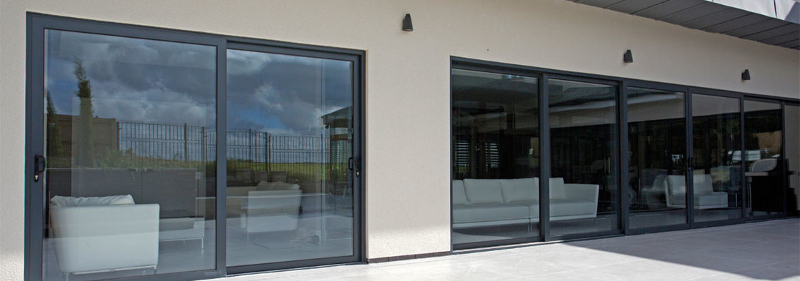 Interior Aluminium Sliding Doors With Glass Inserts For Living Room