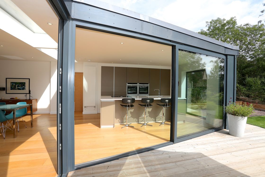 Durable Aluminium Sliding Glass Doors Anodized Surface Finishing Sliver