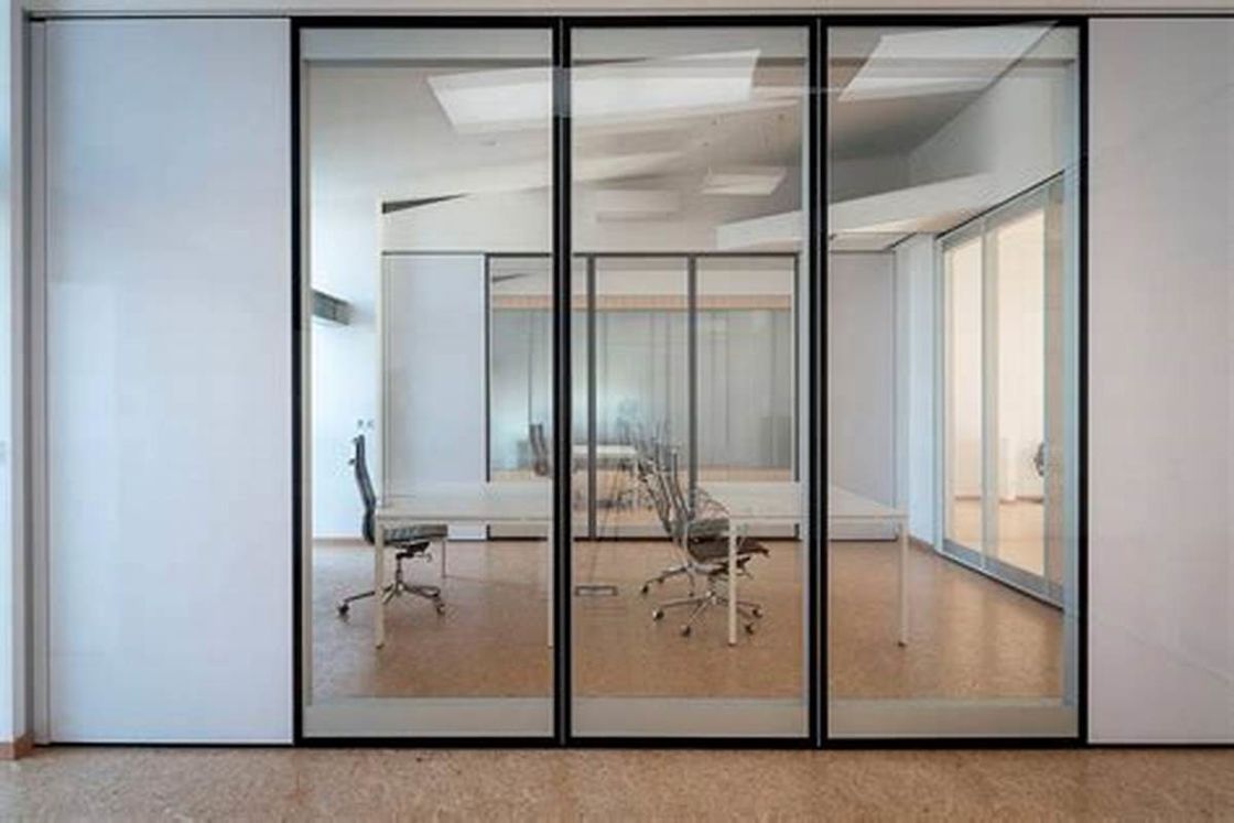 Iso Modern Half Height Glass Cubicle Dividers Boss Office Partition Wall