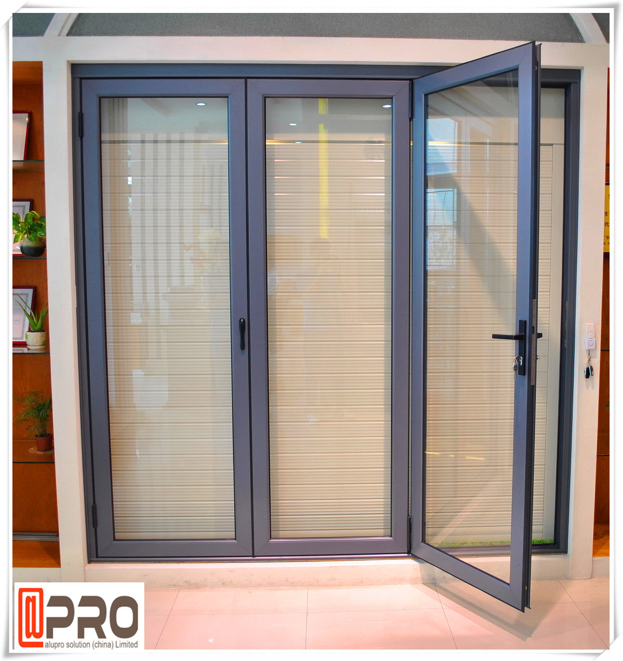 Insulated Glass Accordion Aluminum Sliding Folding Door