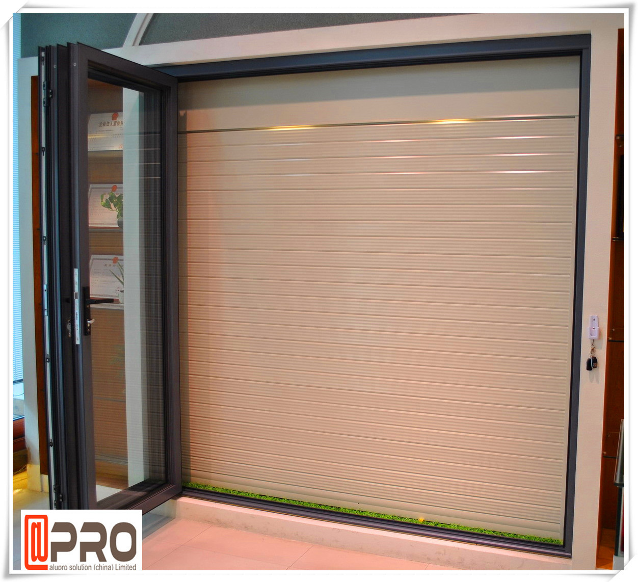 Insulated Glass Accordion Aluminum Sliding Folding Door For Exterior