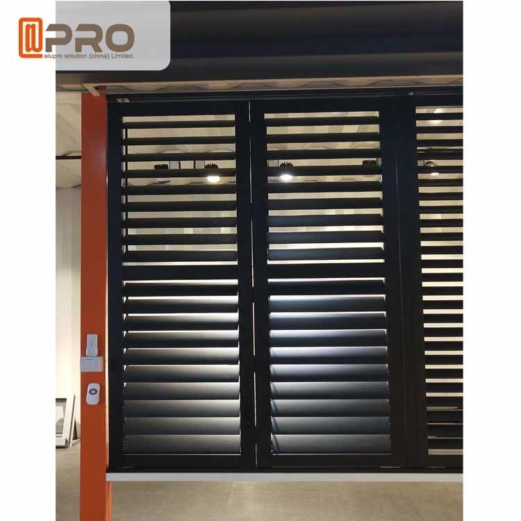 Outdoor Adjustable Louvers Window , Modern Design Louvered Bifold Shutters